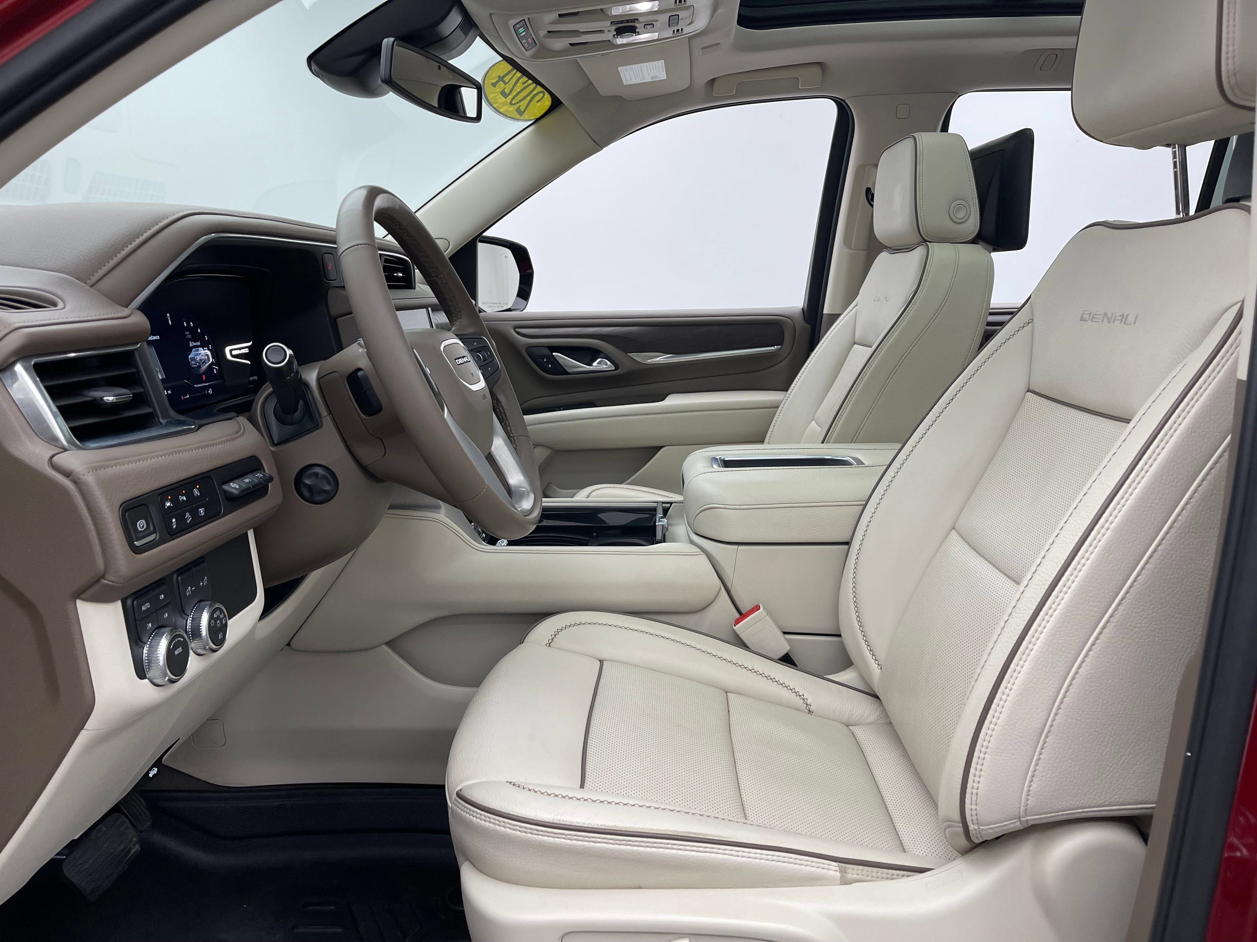 Used 2024 GMC Yukon Denali AWD/4WD image 20