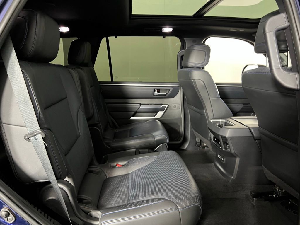 Used 2024 Toyota Sequoia Platinum image 29