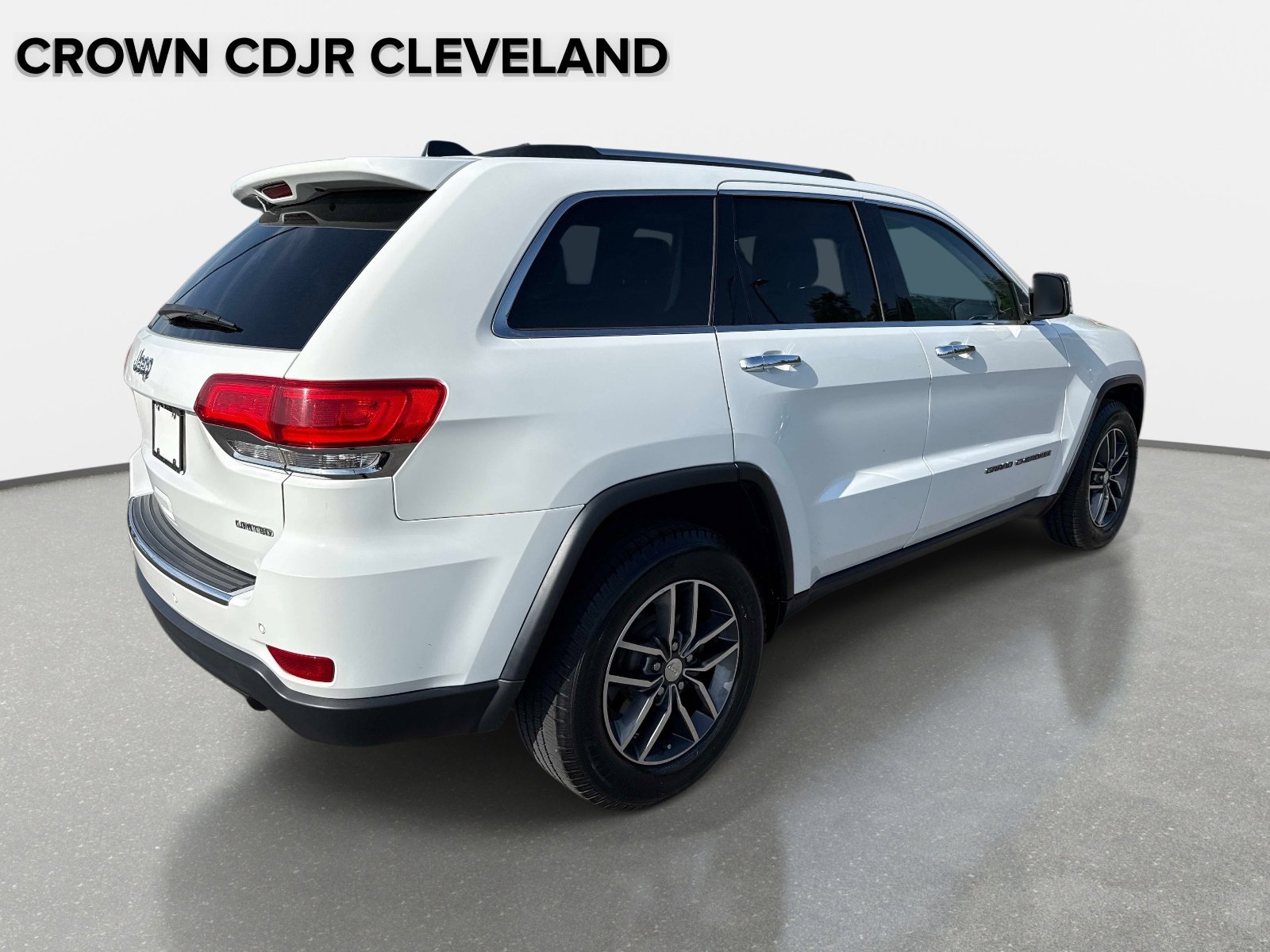 Used 2017 Jeep Grand Cherokee Limited w/ Luxury Group II RWD image 5