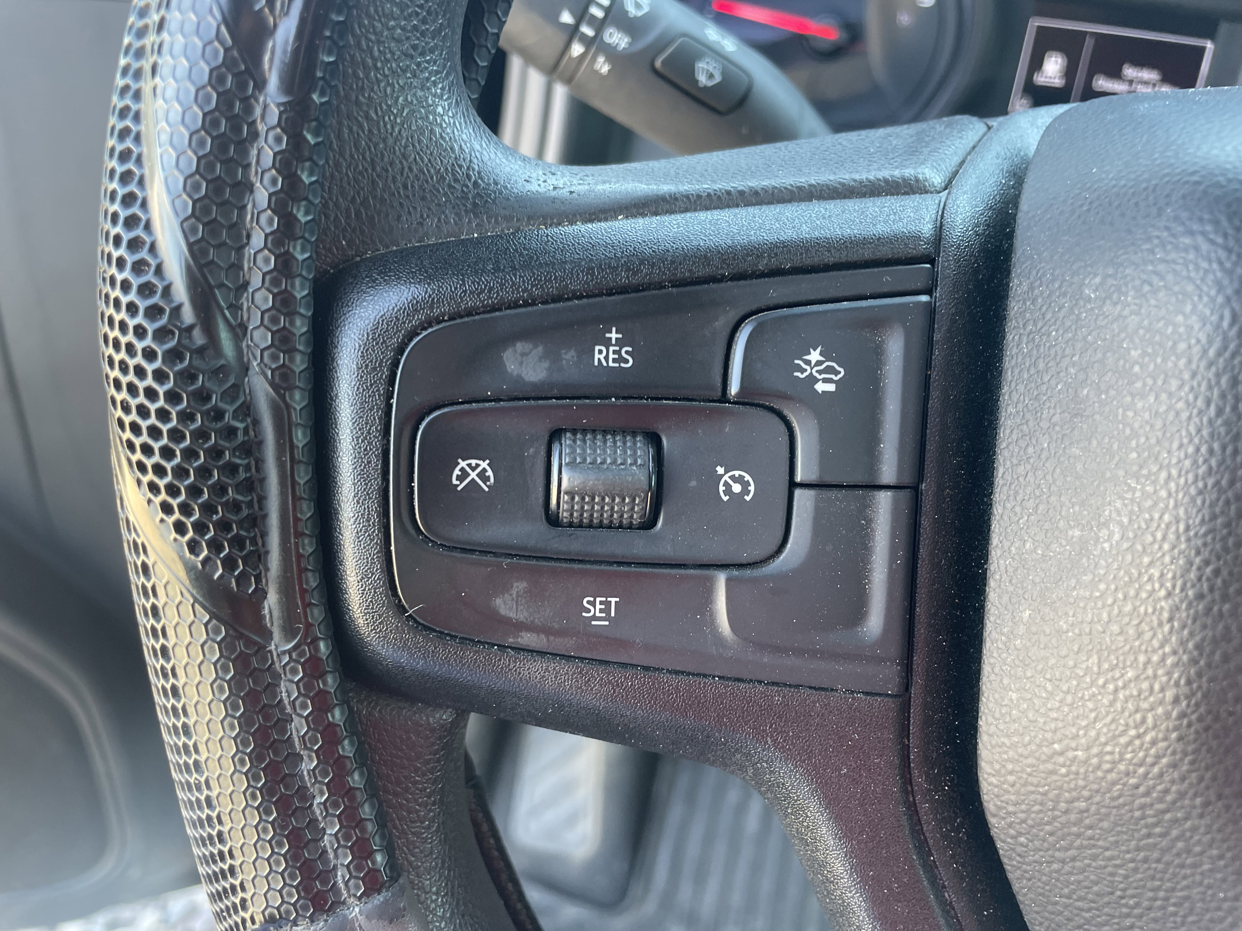 Used 2024 Chevrolet Silverado 2500 Custom w/ Custom Value Package AWD/4WD image 16