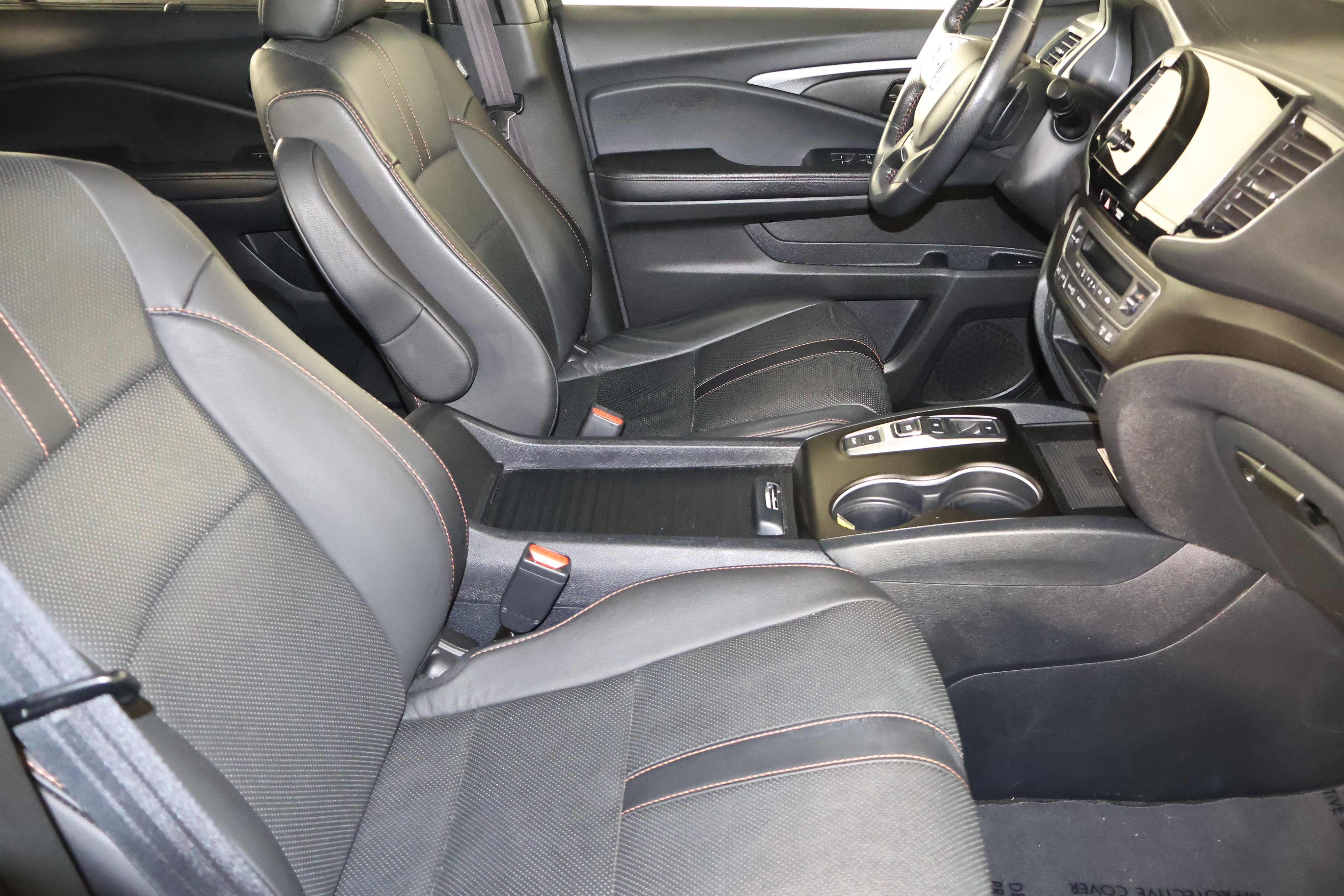 Used 2022 Honda Passport TrailSport image 43