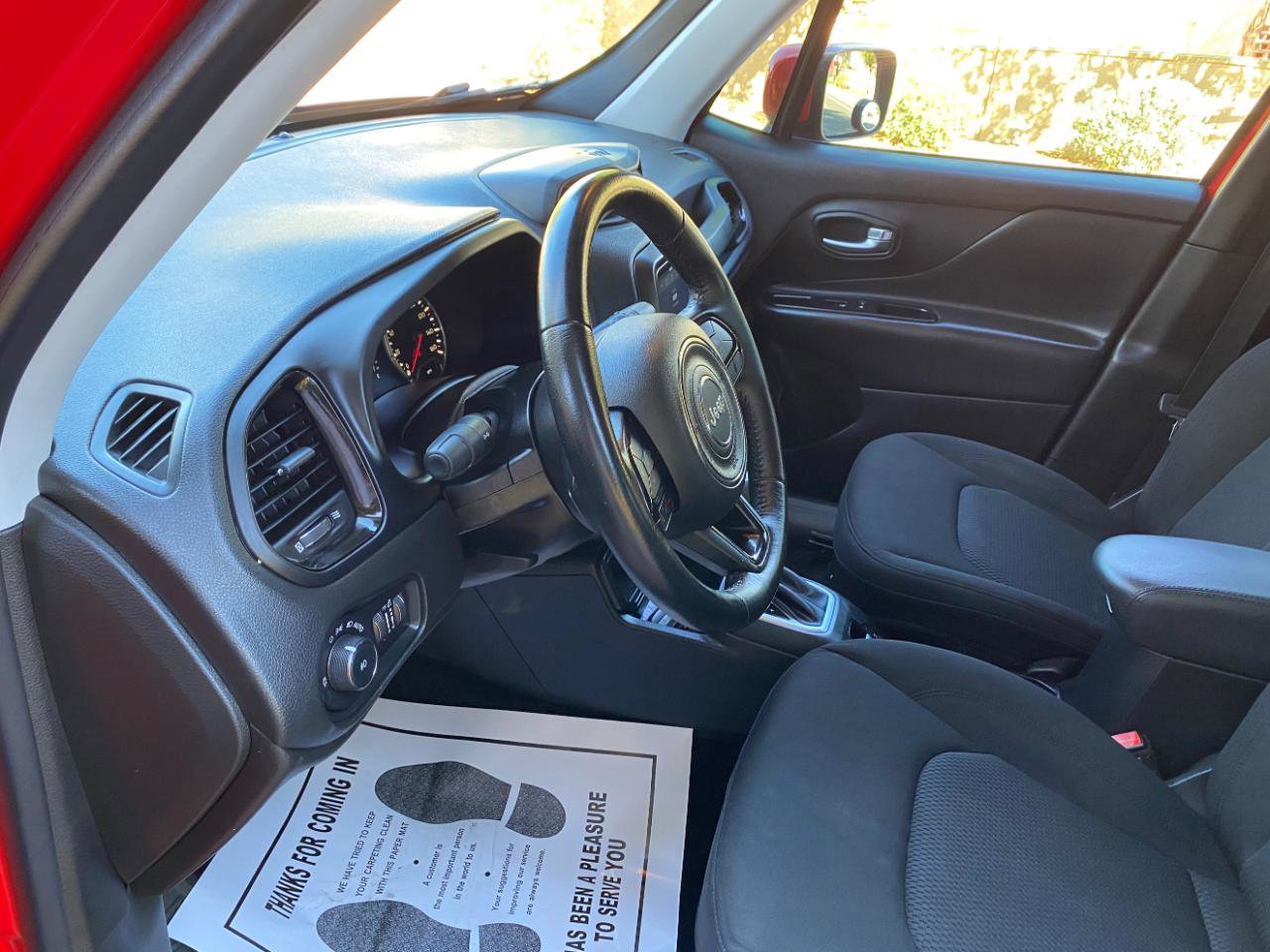 Used 2018 Jeep Renegade Altitude w/ Popular Equipment Group image 24