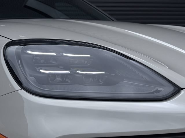 New 2026 Porsche Cayenne GTS AWD/4WD image 12