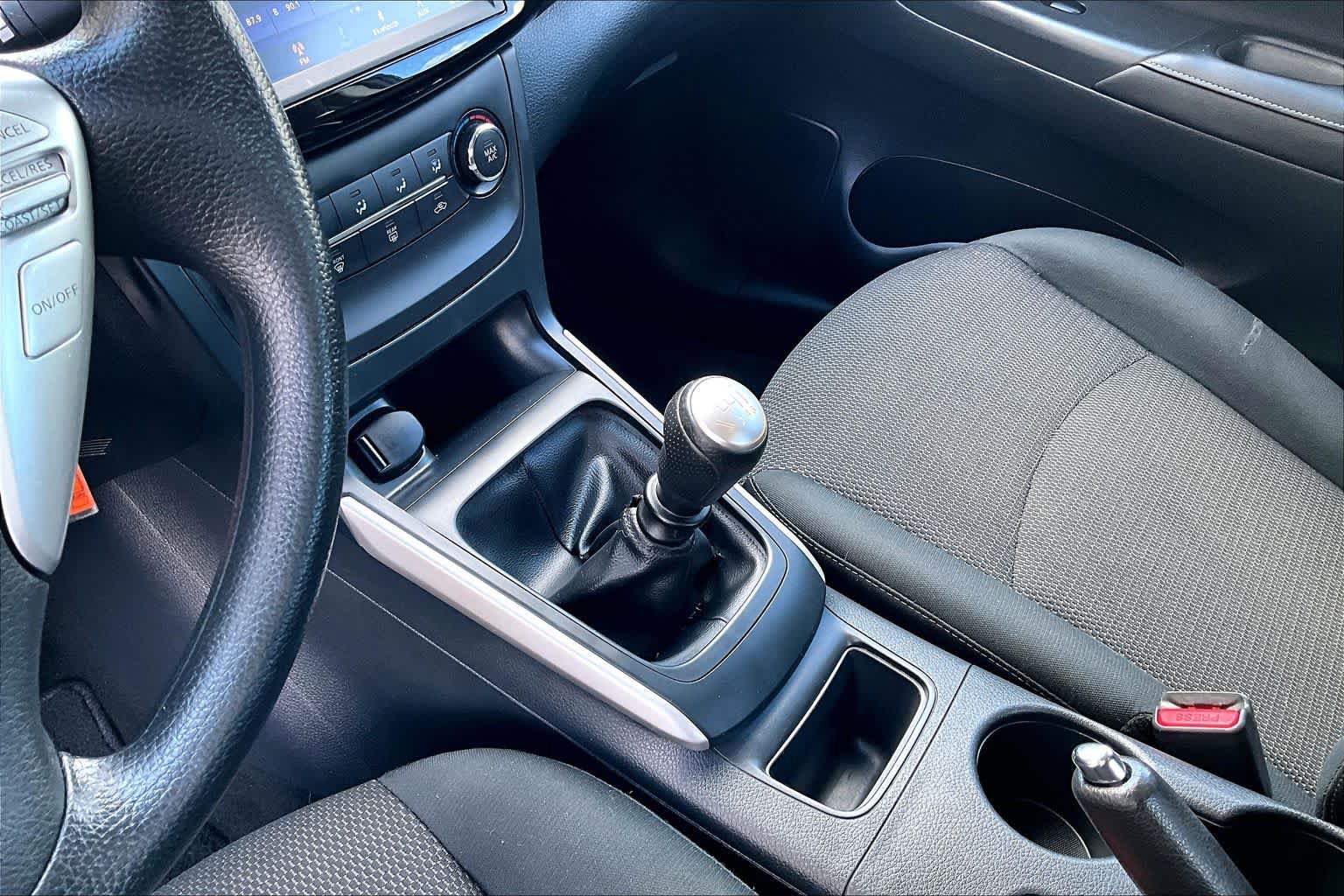 Used 2019 Nissan Sentra S FWD image 17