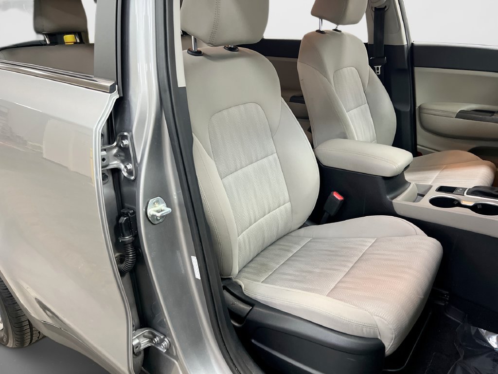 Used 2021 Kia Sportage LX FWD image 32