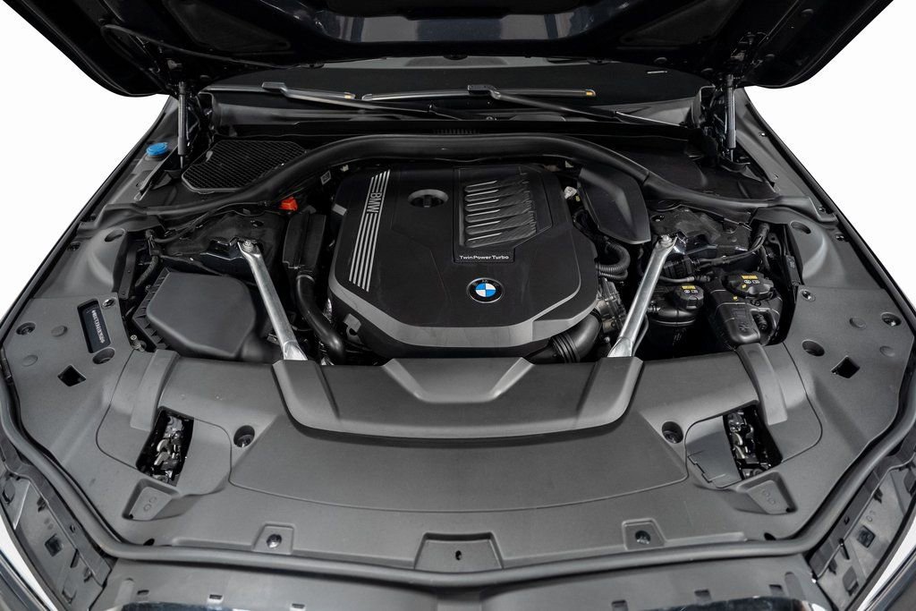 Used 2020 BMW 740i w/ Premium Package image 62