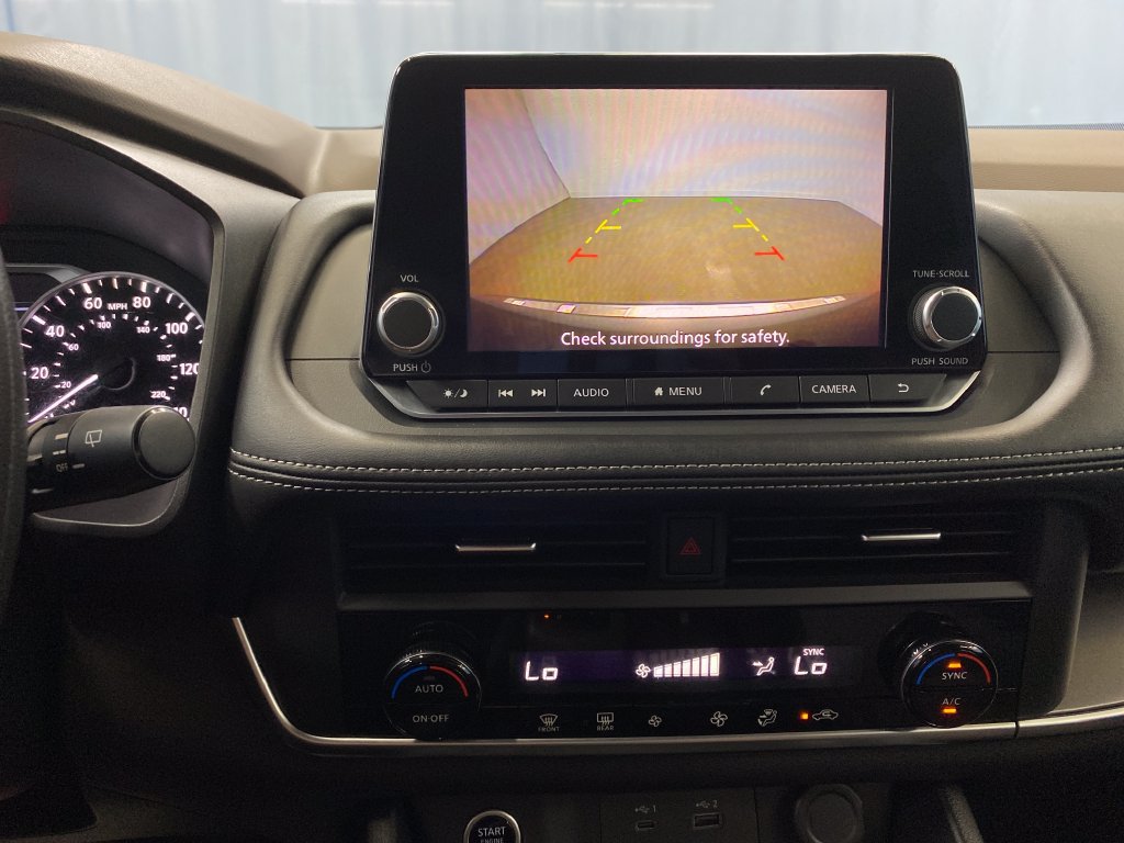 Used 2023 Nissan Rogue SV AWD/4WD image 17