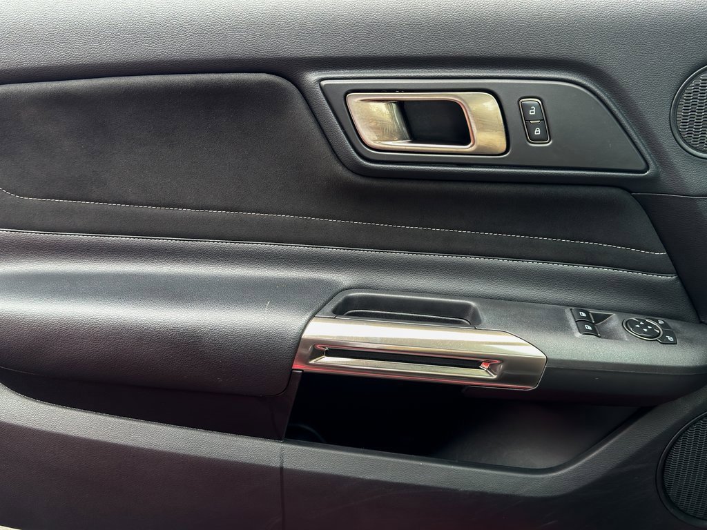 Used 2017 Ford Mustang Shelby GT350 w/ Electronics Package image 33