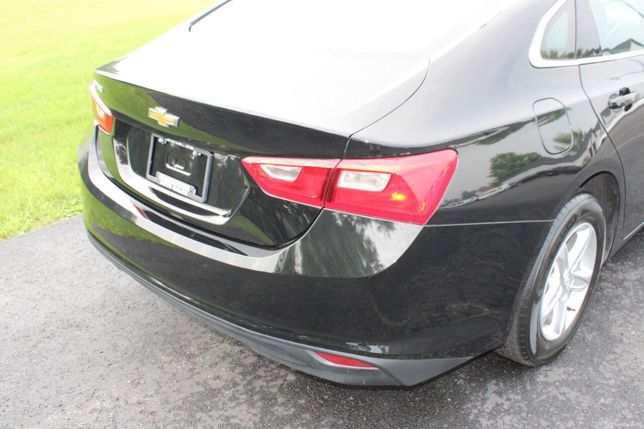 Used 2022 Chevrolet Malibu LS FWD image 5