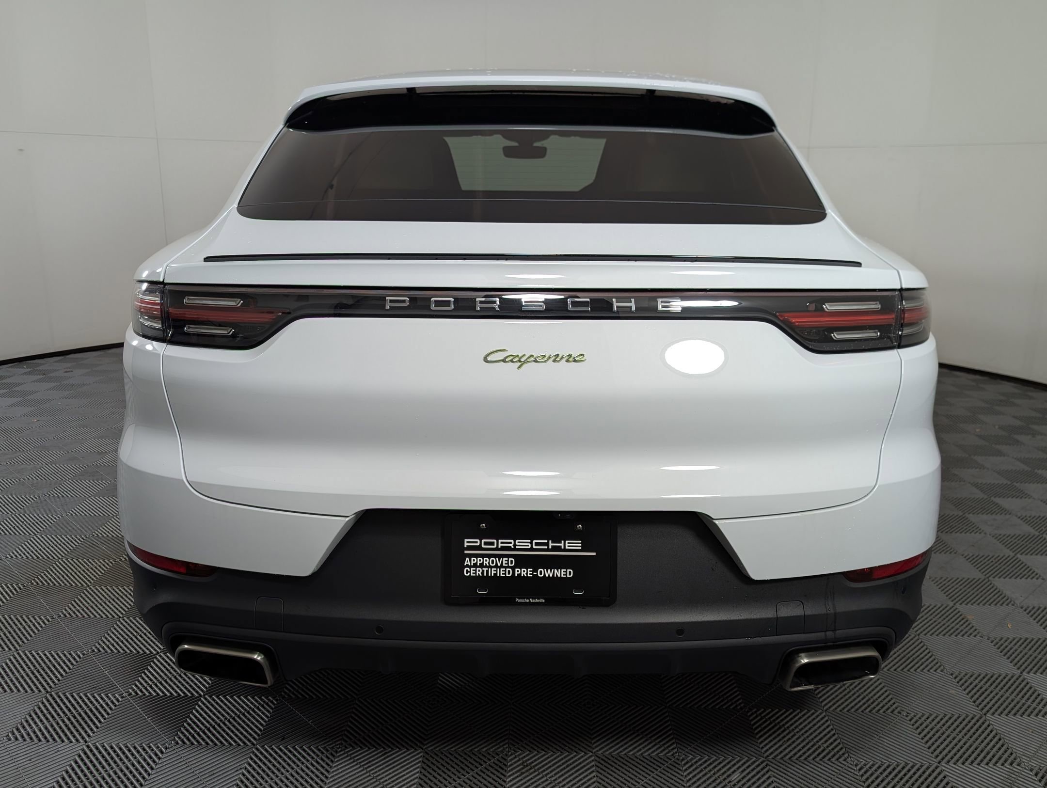 Used 2021 Porsche Cayenne E-Hybrid image 11