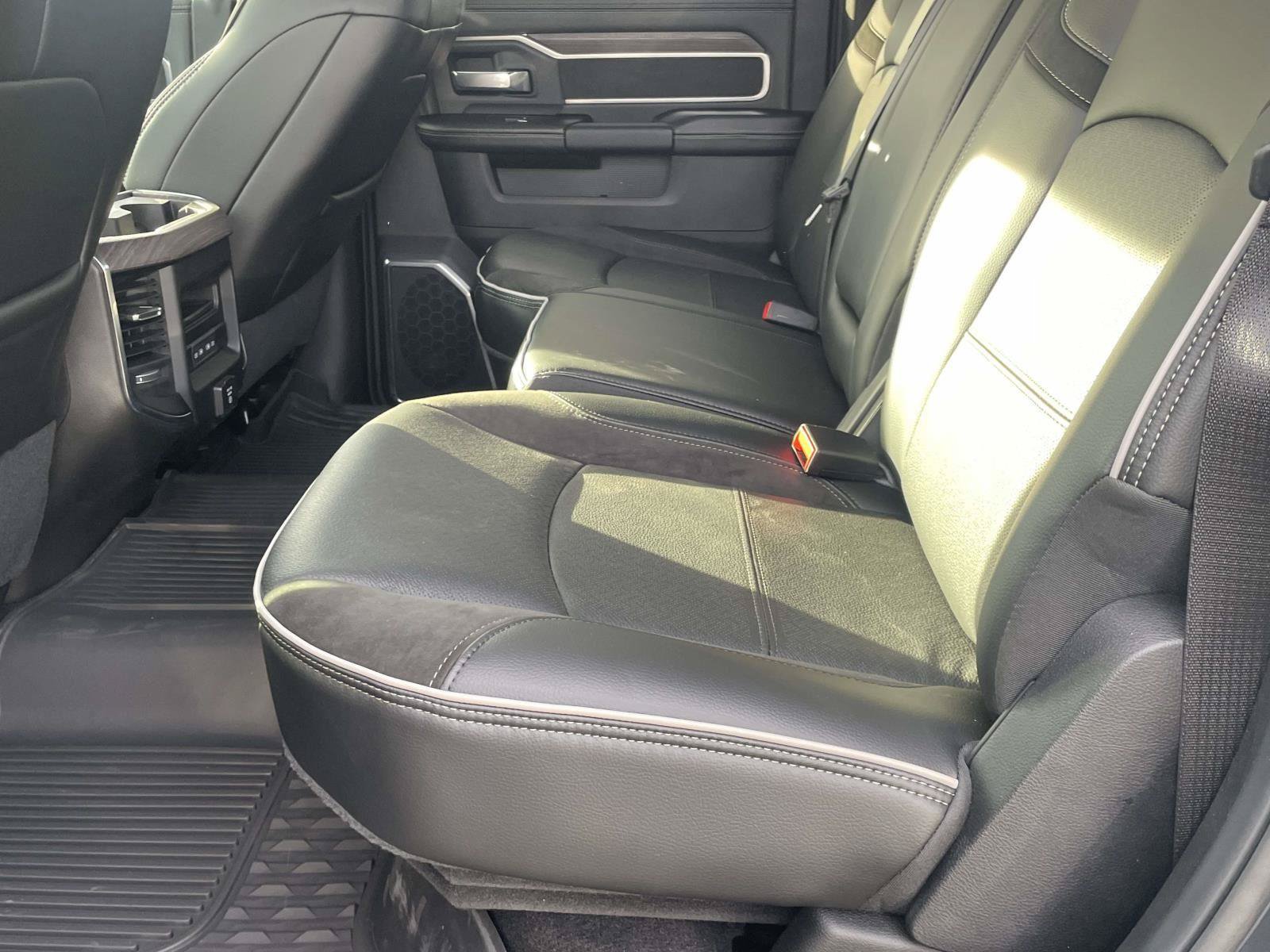 New 2026 RAM 2500 Laramie AWD/4WD image 5