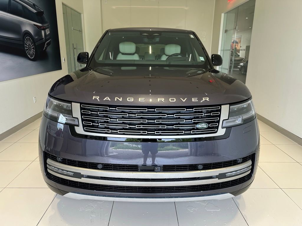 New 2025 Land Rover Range Rover Autobiography AWD/4WD image 7