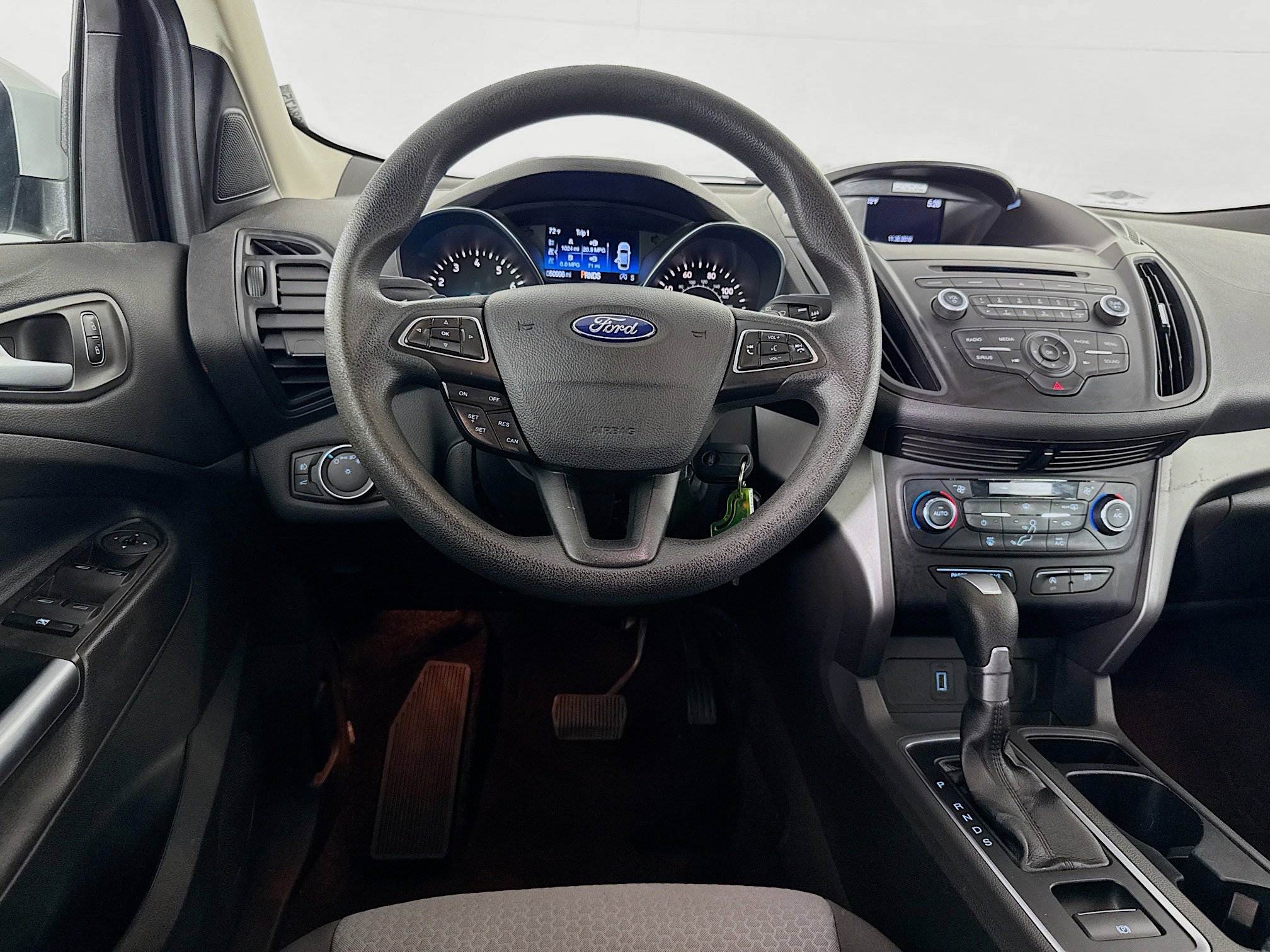 Used 2017 Ford Escape SE FWD image 16