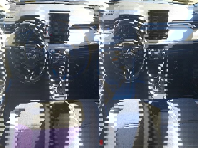 Used 2023 Toyota RAV4 XLE image 10