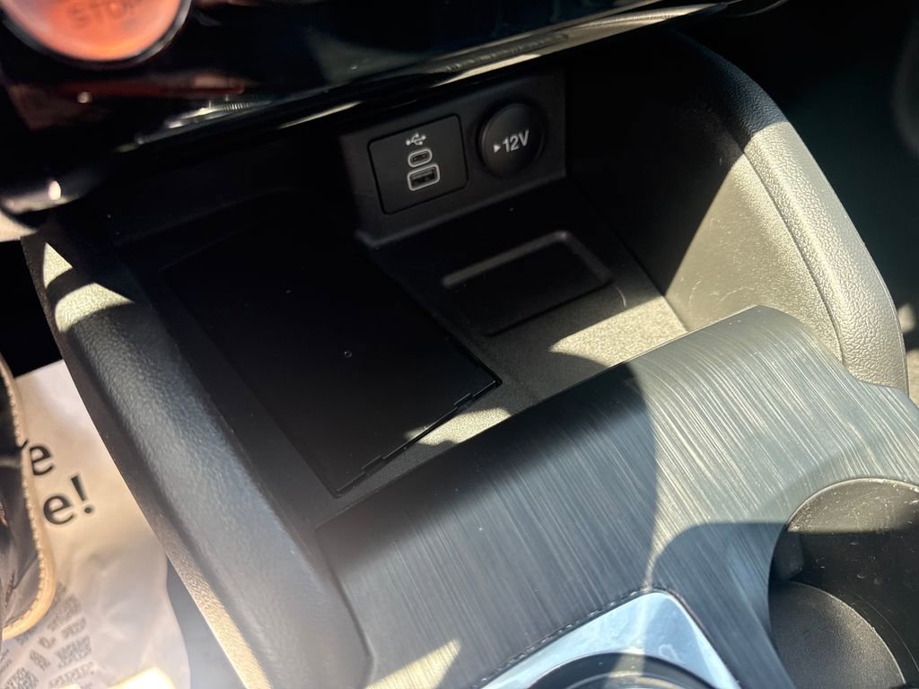 Used 2025 Ford Escape ST-Line Elite w/ Premium Technology Package AWD/4WD image 41