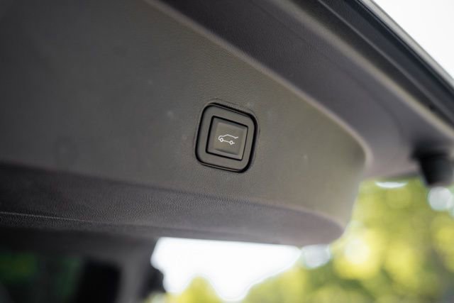 Used 2024 Cadillac Lyriq Luxury RWD image 22