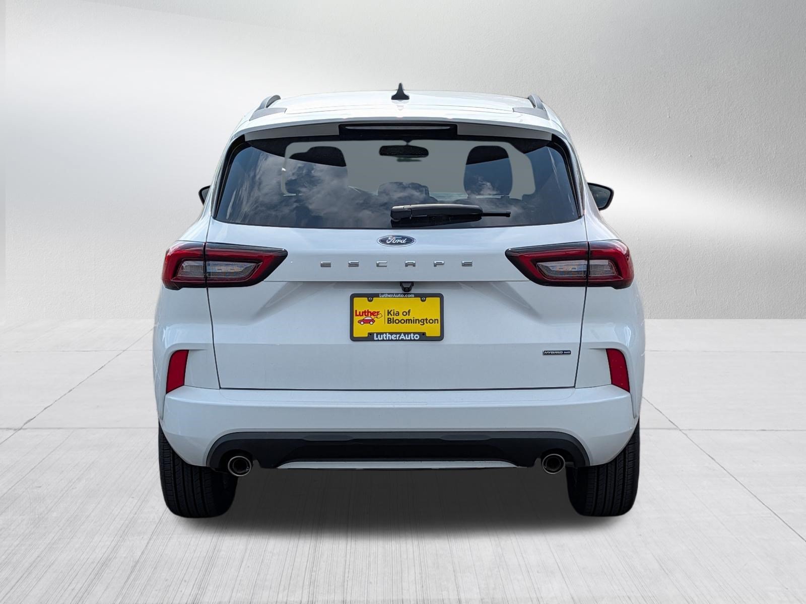 Used 2023 Ford Escape ST-Line Select AWD/4WD image 6