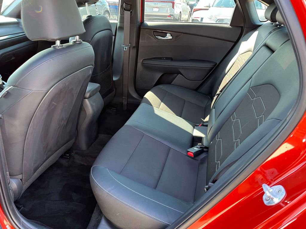 Used 2021 Kia Forte GT-Line w/ GT-Line Premium Package image 6