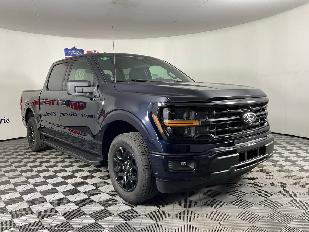 New 2026 Ford F150 XLT w/ XLT Black Appearance Package