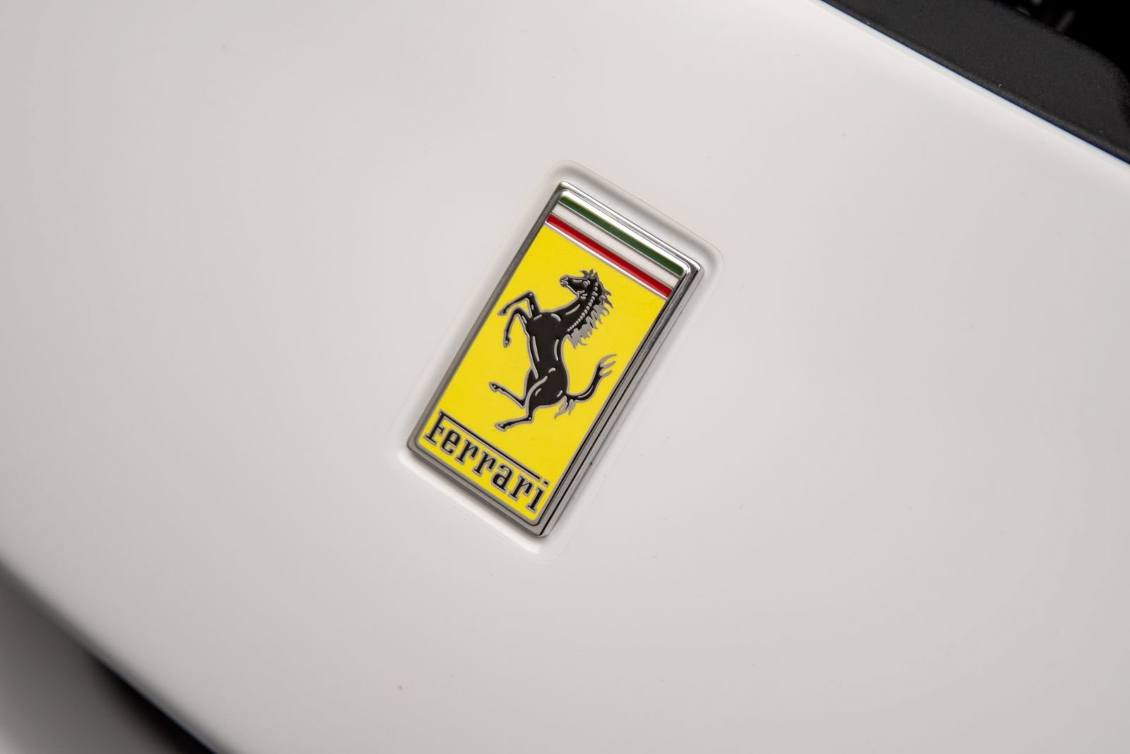 Used 2025 Ferrari 296 GTS RWD image 51