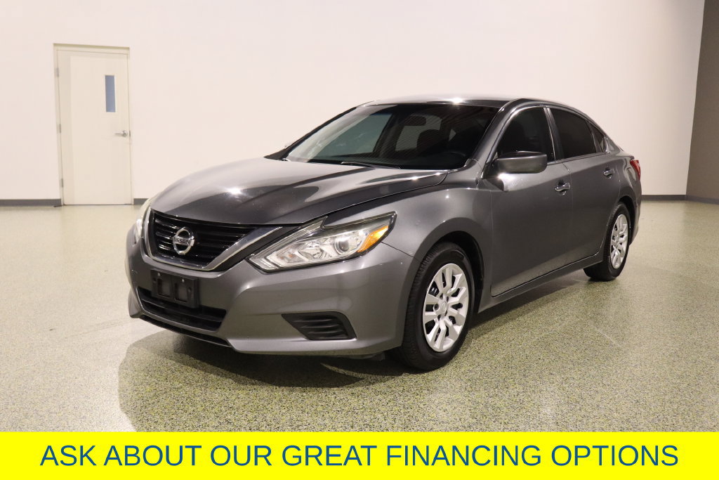 Used 2017 Nissan Altima 2.5 S w/ Power Driver Seat Package FWD image 4