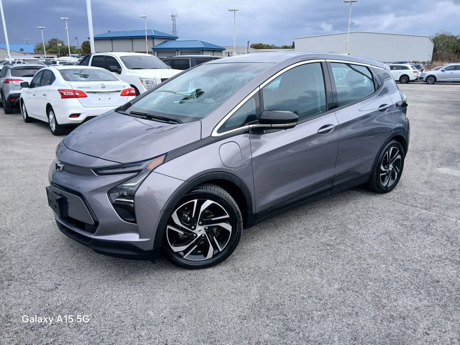 Used 2023 Chevrolet Bolt LT image 2