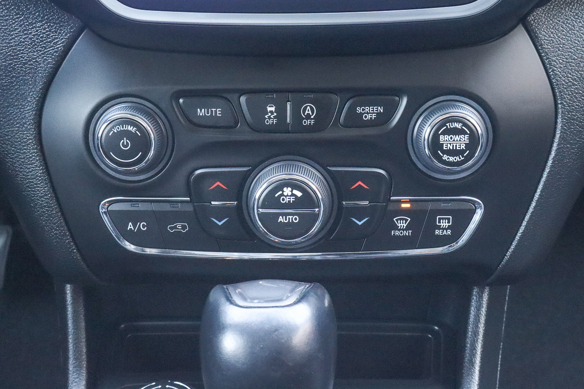 Used 2022 Jeep Cherokee Latitude Lux image 21