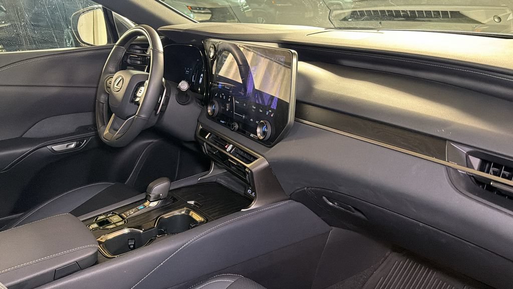 Certified 2025 Lexus RX 350 Premium w/ Accessory Package AWD/4WD image 11