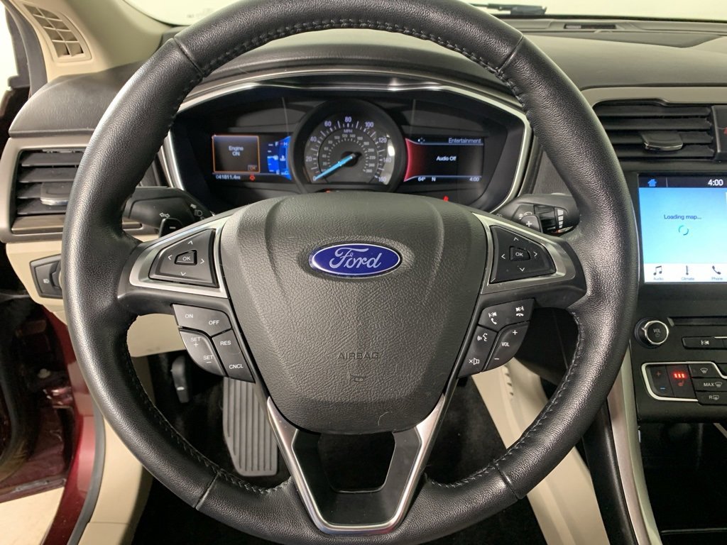 Used 2017 Ford Fusion SE w/ Fusion SE Technology Package image 21