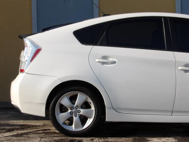 Used 2010 Toyota Prius Five image 9