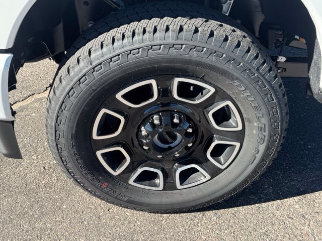 New 2027 Ford F250 Platinum w/ FX4 Off-Road Package AWD/4WD image 9