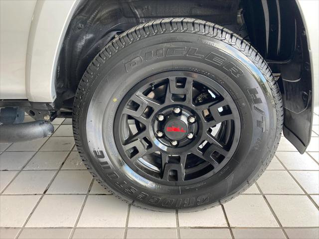 Certified 2022 Toyota 4Runner SR5 Premium w/ Moonroof Package RWD image 12