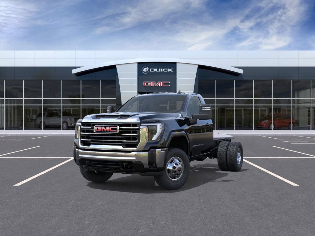 New 2026 GMC Sierra 3500 SLE w/ SLE Convenience Package RWD image 4