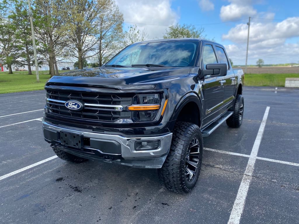 Used 2025 Ford F150 XLT w/ Equipment Group 301A Standard AWD/4WD image 3