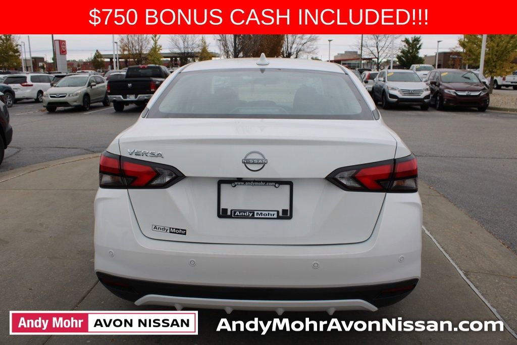 New 2025 Nissan Versa SV w/ Trunk Package image 4