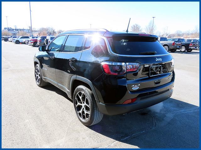 Certified 2024 Jeep Compass Limited image 5