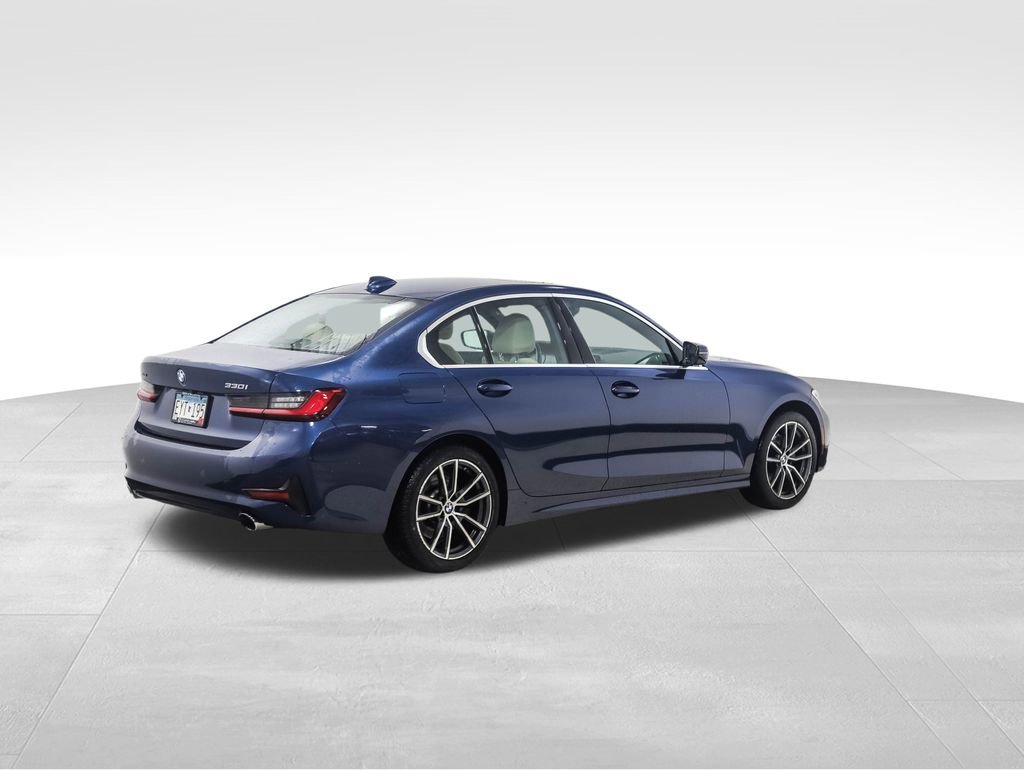 Used 2021 BMW 330i xDrive Sedan w/ Convenience Package image 5