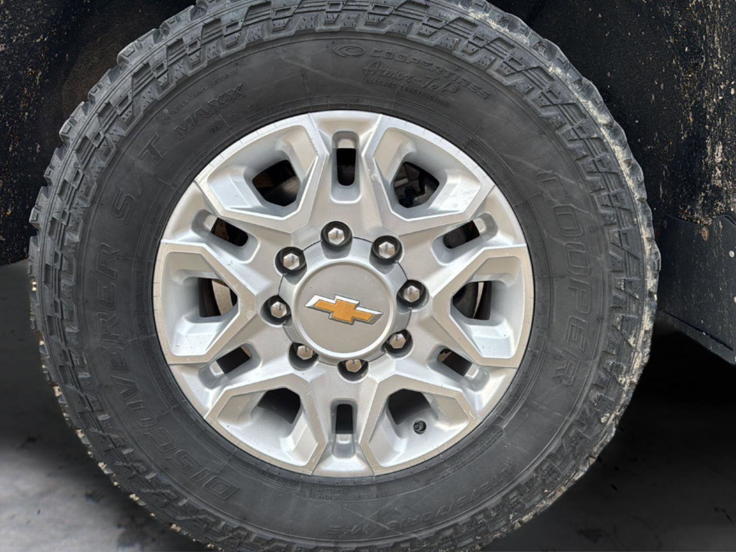 Used 2021 Chevrolet Silverado 3500 LTZ w/ LTZ Convenience Package image 24