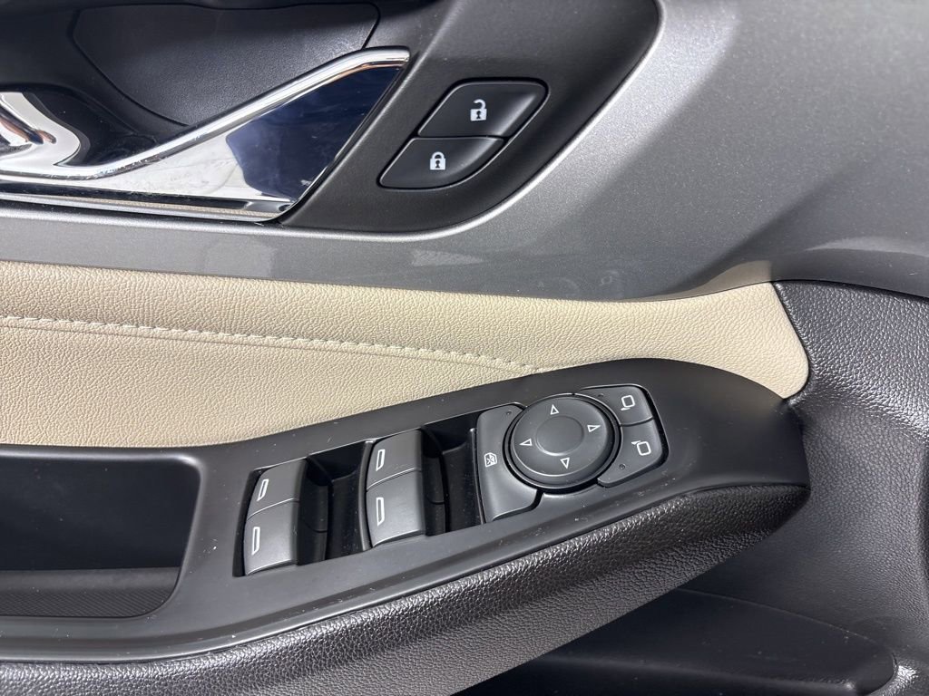 Used 2023 Chevrolet Traverse LS w/ Safety Package image 16