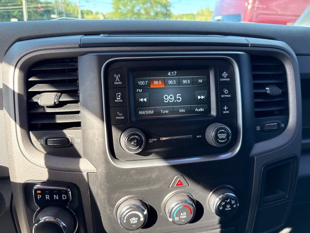 Used 2015 RAM 1500 Express AWD/4WD image 31