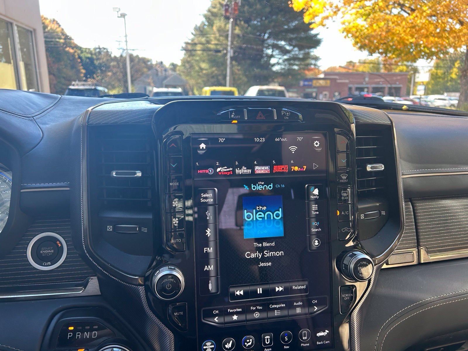 Used 2021 RAM 1500 Limited AWD/4WD image 19
