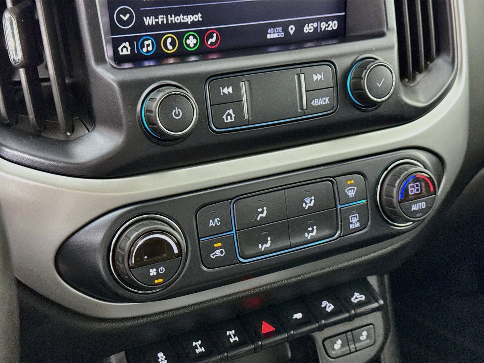 Used 2020 Chevrolet Colorado ZR2 AWD/4WD image 16