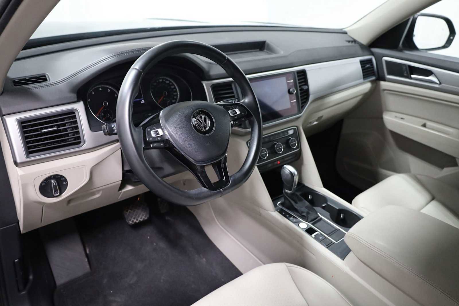 Used 2019 Volkswagen Atlas SE image 4