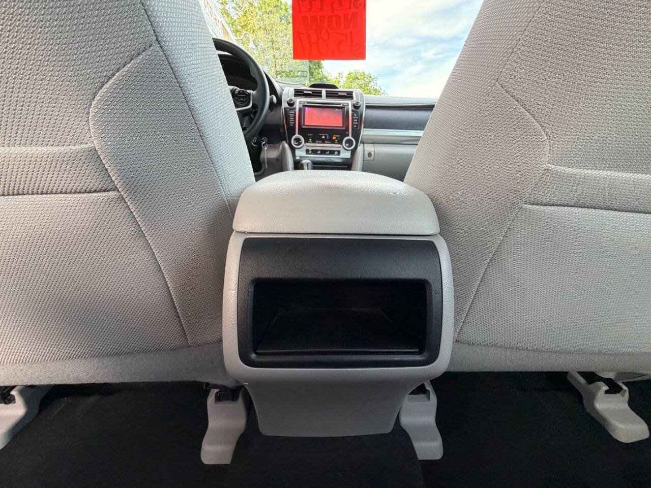 Used 2012 Toyota Camry LE w/ Preferred Accessory Pkg FWD image 21