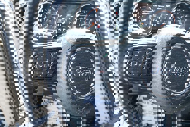 Used 2020 Jeep Gladiator Sport w/ Quick Order Package 24S image 24