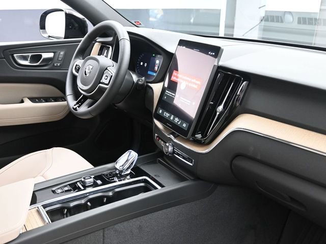New 2026 Volvo XC60 B5 Plus w/ Protection Package Premier AWD/4WD image 26