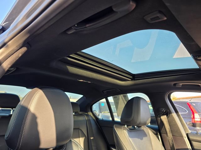 Used 2024 BMW 330e RWD image 12