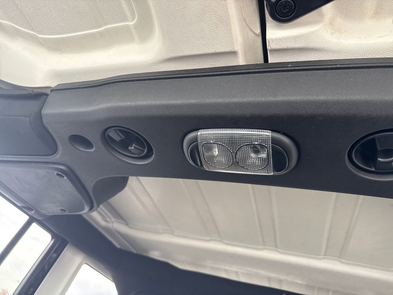 Used 2015 Jeep Wrangler Unlimited Sahara w/ Connectivity Group image 28