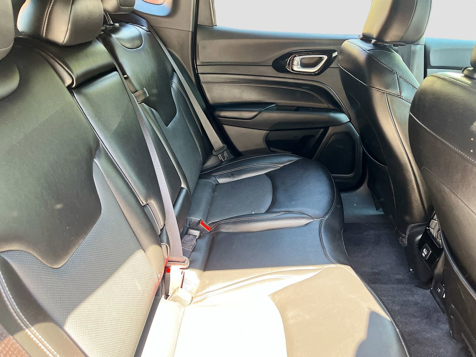 Used 2023 Jeep Compass High Altitude image 27