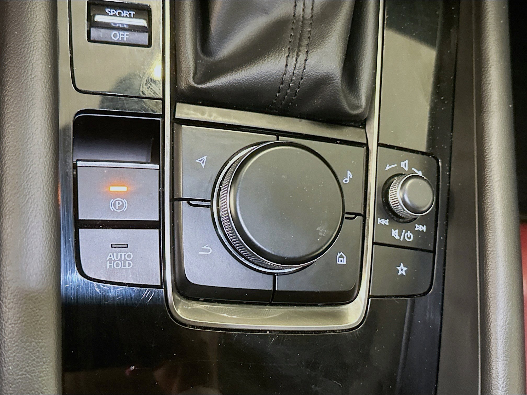 Used 2025 MAZDA MAZDA3 s image 26